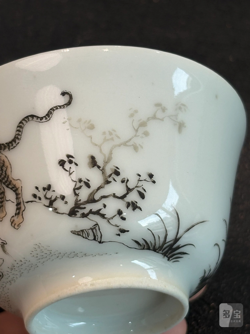 清雍正 墨彩虎纹小杯 - 图8